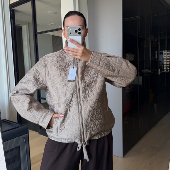 New Armani Exchange Beige Quilted Unisex Jacket Sz L - Picture 3 of 11